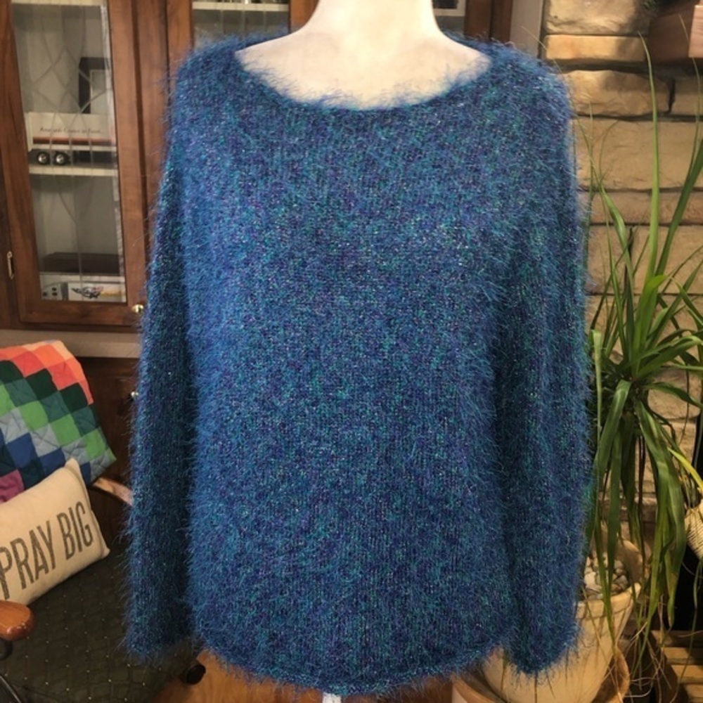EASY SPIRIT SIZE MEDIUM BLUE &GREEN MARLED LONG SLEEVE EYELASH SWEATER LIKE NEW